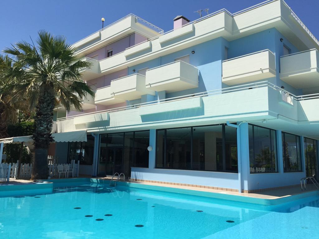 Residence Azzurro Massignano Phòng bức ảnh