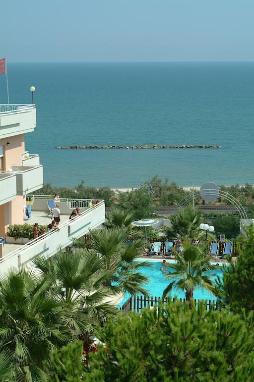 Residence Azzurro Massignano Phòng bức ảnh
