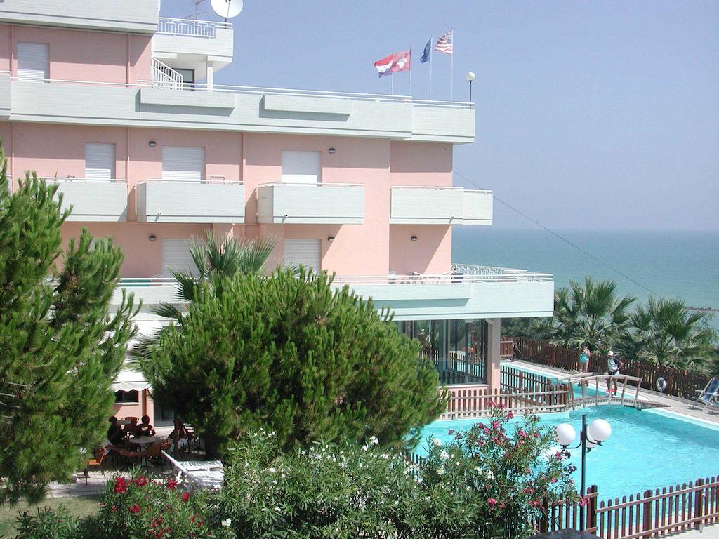 Residence Azzurro Massignano Phòng bức ảnh